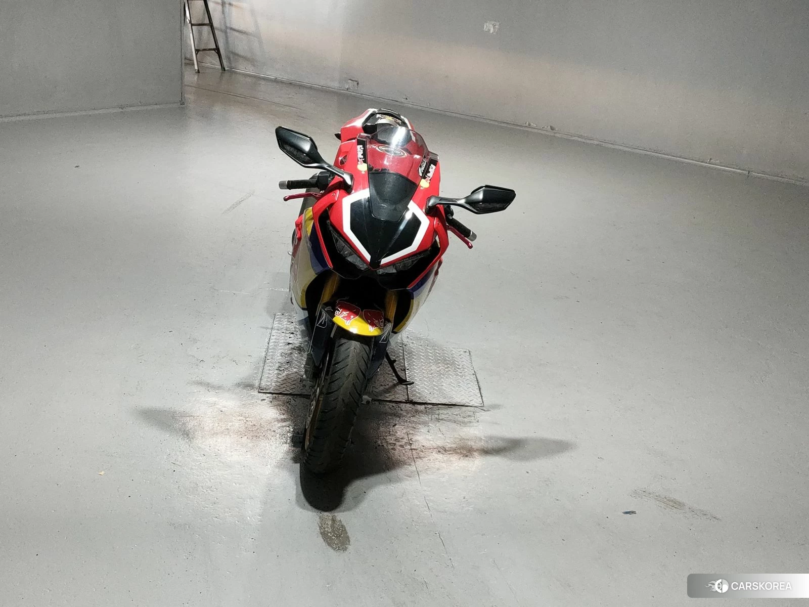 Проданный Honda CBR1000RR 2019 из Японии, фото 3
