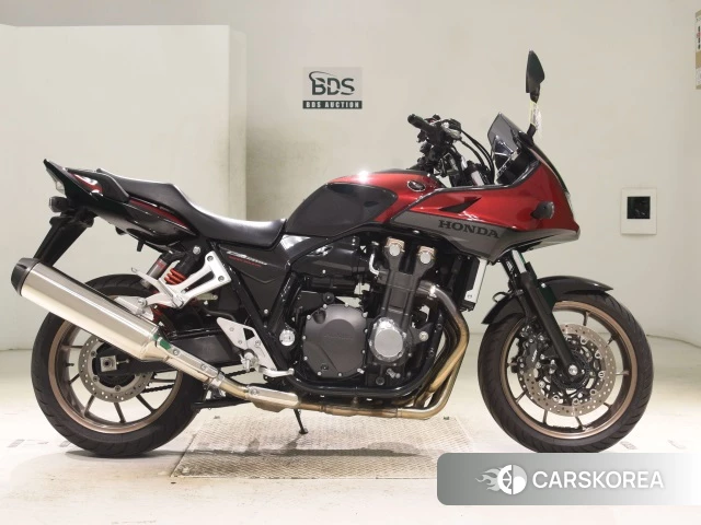 Проданный Honda CB1300SF BOLDOR 2015 из Японии, фото 2