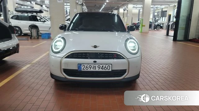 Mini Cooper S 4th Generation 2025 Белый из Кореи, фото 3