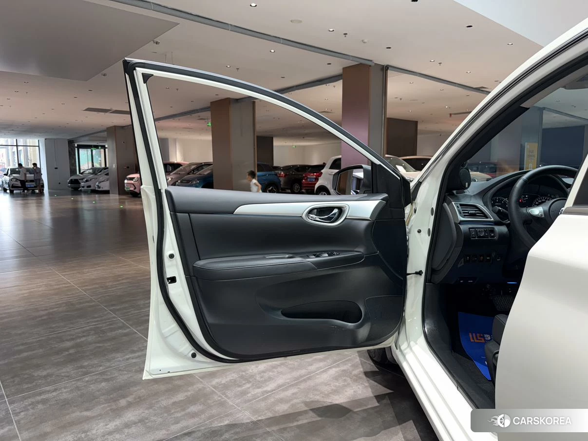 Nissan Xuan Yi id 4514050 из Китая 23