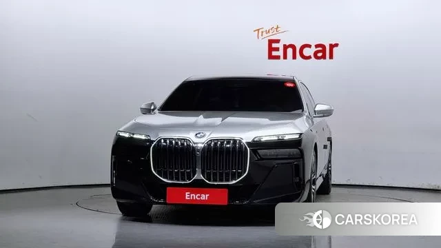 BMW 7 Series (G70) id 3042509 из Кореи 13