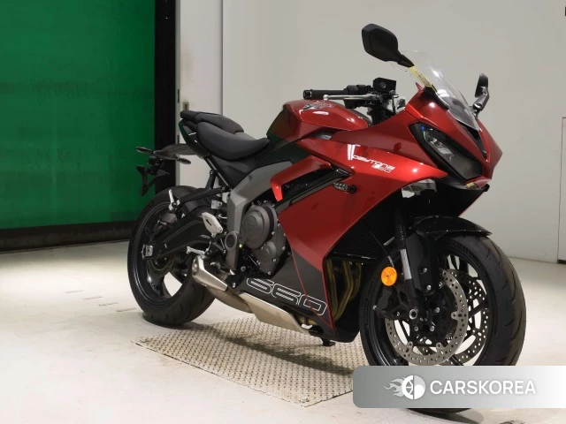 Triumph DAYTONA 660 2024 из Японии, фото 5