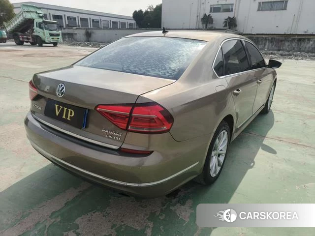Volkswagen Passat 2018 Шампань из Китая, фото 3