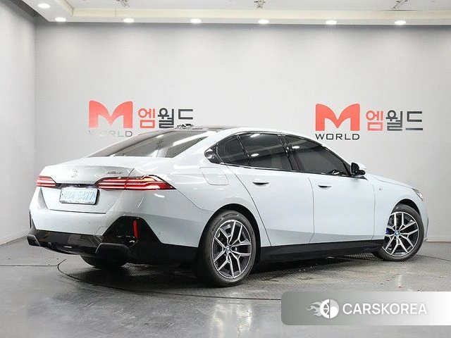 BMW i5 (G60) id 4773792 из Кореи 13