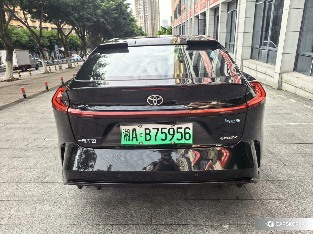 Toyota bZ5 2025 Черный из Китая, фото 3