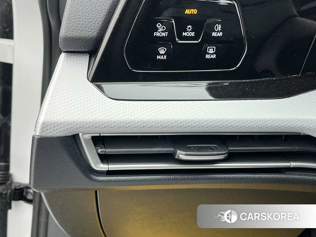 Volkswagen Golf id 4279069 из Китая 21