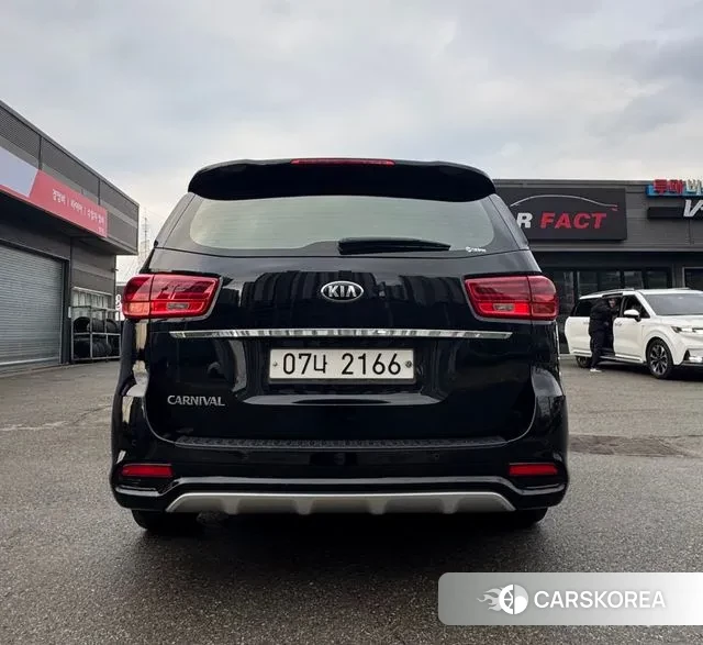 Kia The New Carnival id 3541409 из Кореи 13