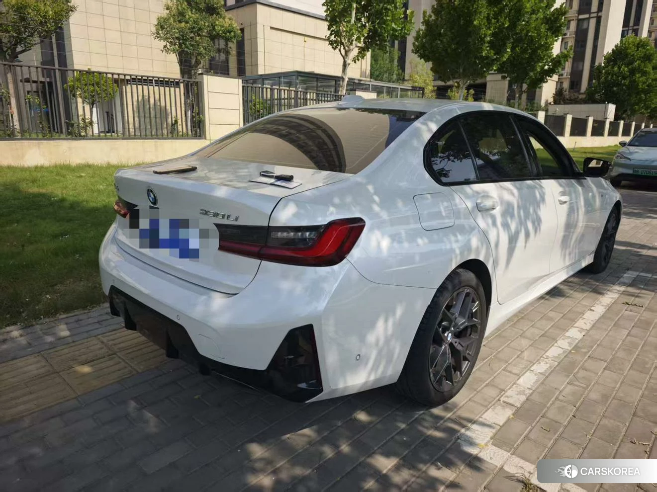 BMW 3 series 2024 Белый из Китая, фото 3