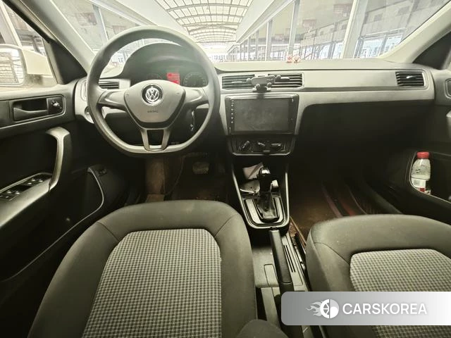 Volkswagen Santana 2023 Белый из Китая, фото 5