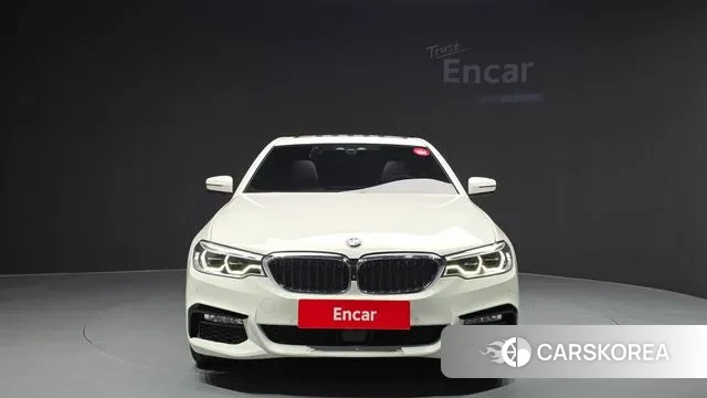 BMW 5 Series (G30) id 3413429 из Кореи 13