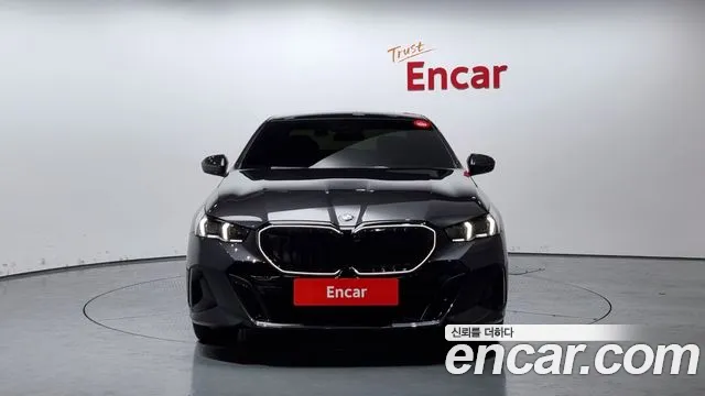 BMW 5 Series (G60) id 2526569 из Кореи 13