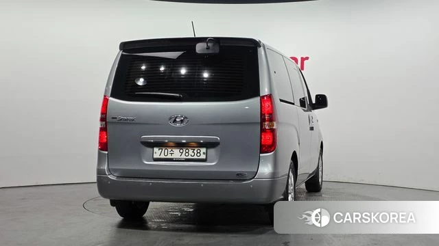 Hyundai The New Grand Starex id 4232311 из Кореи 20