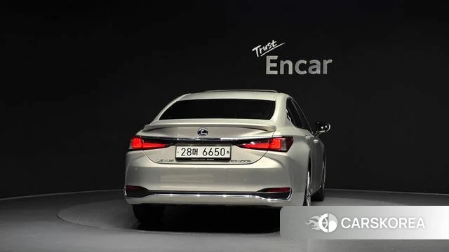 Lexus ES300h 7th generation id 4837063 из Кореи 23