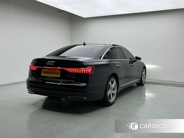 Audi A6L id 4212228 из Китая 13