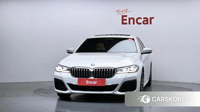 BMW 5 Series (G30) id 4640616 из Кореи 13