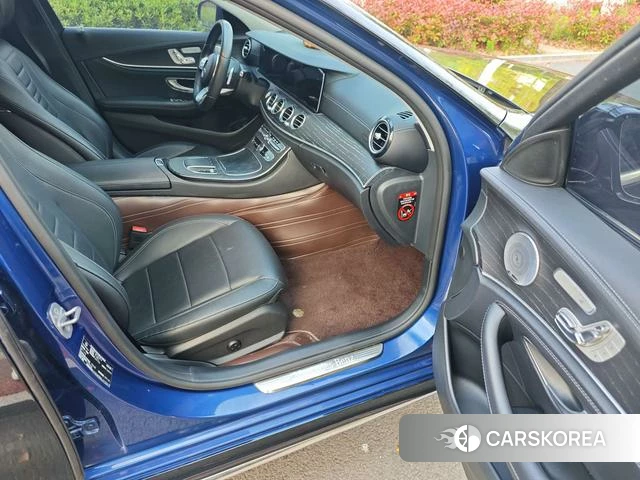 Mercedes-Benz E-class id 4209841 из Китая 12