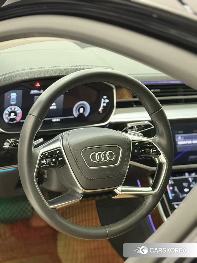 Audi A8 2020 Черный из Китая, фото 5