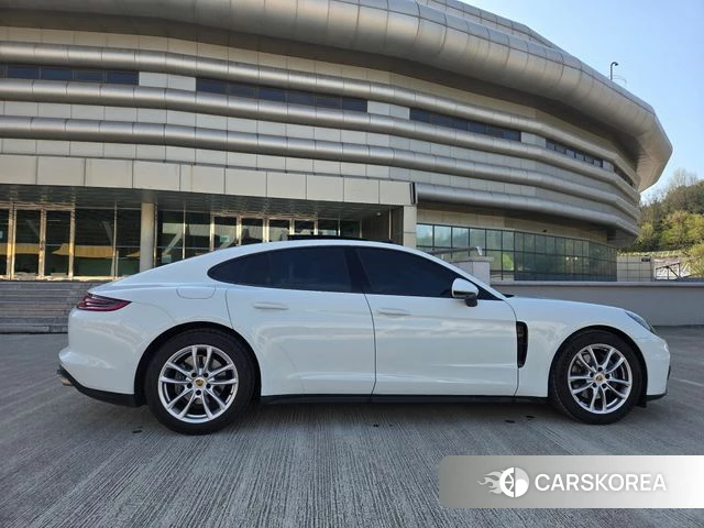 Porsche Panamera (971) id 3992931 из Кореи 9