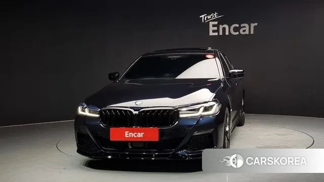 BMW 5 Series (G30) id 2998396 из Кореи 13