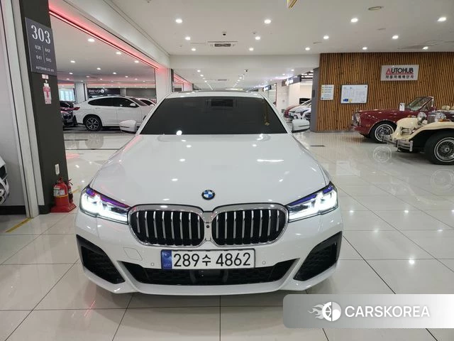 BMW 5 Series (G30) id 4474854 из Кореи 12