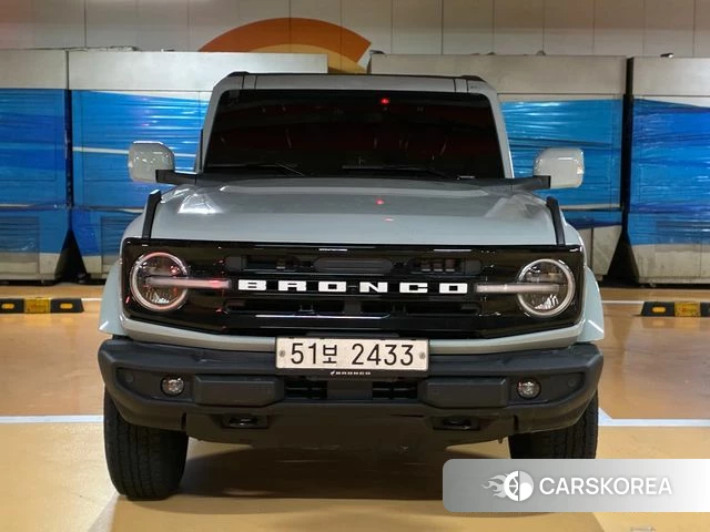 Ford Bronco 6th Generation 2024 Небесно-голубой из Кореи, фото 3