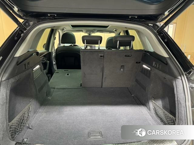 Audi Q5L Sportback id 4261588 из Китая 23