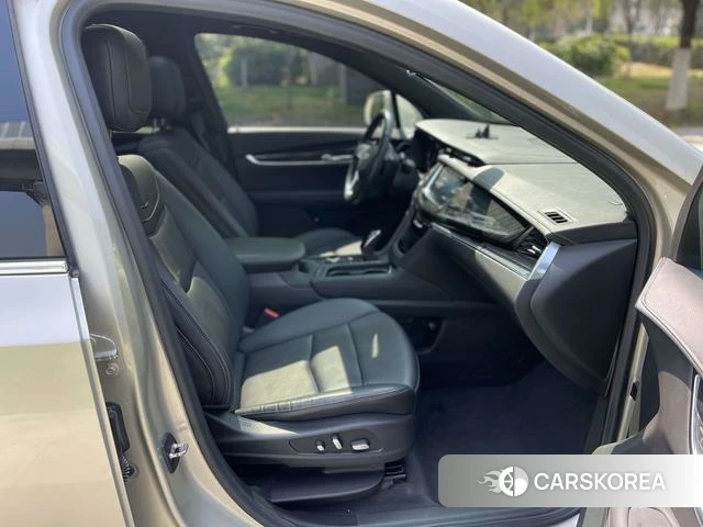 Cadillac XT6 id 4210020 из Китая 17