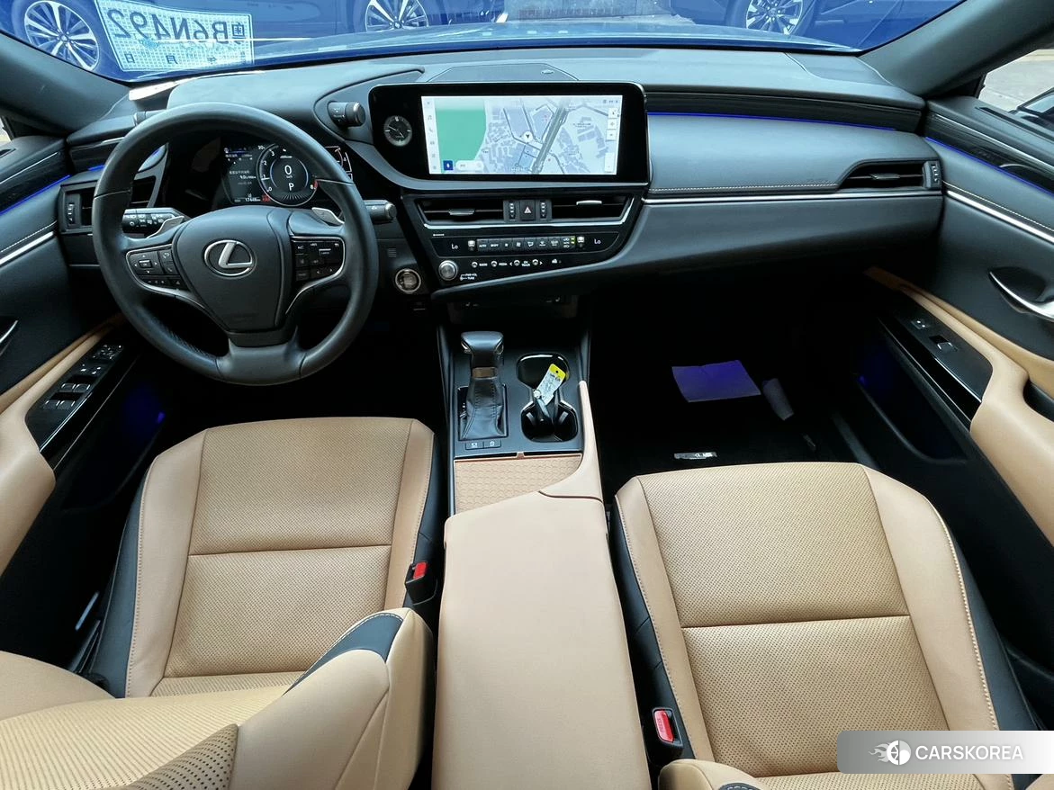 Lexus ES id 4486407 из Китая 21