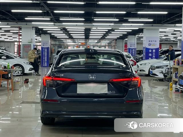 Honda Civic 2022 Темно-серый из Китая, фото 3