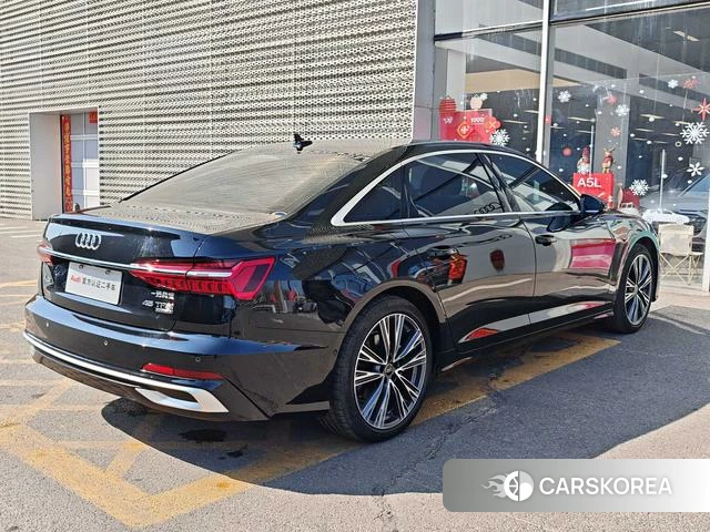 Audi A6L id 3869589 из Китая 7