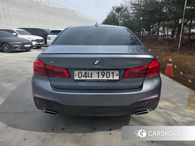 BMW 5 Series (G30) 2018 Небесно-голубой из Кореи, фото 6