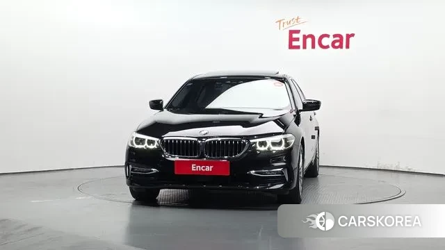 BMW 5 Series (G30) id 3307686 из Кореи 13