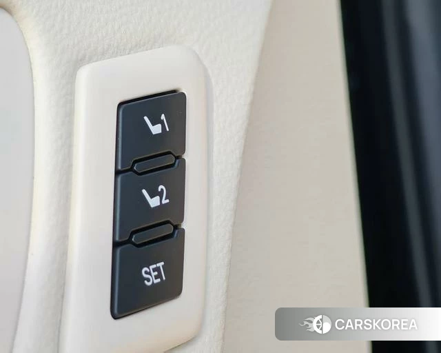 Toyota Grevia id 4290297 из Китая 12