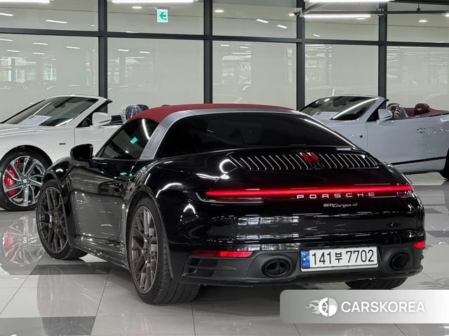 Porsche 911(992) id 4650370 из Кореи 10
