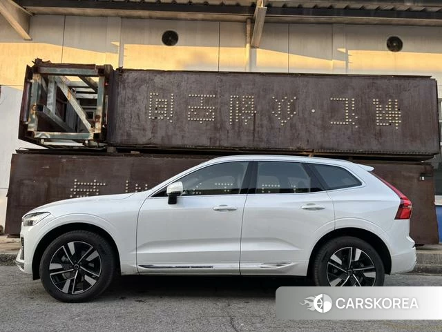 Volvo XC60 2025 Белый из Китая, фото 5