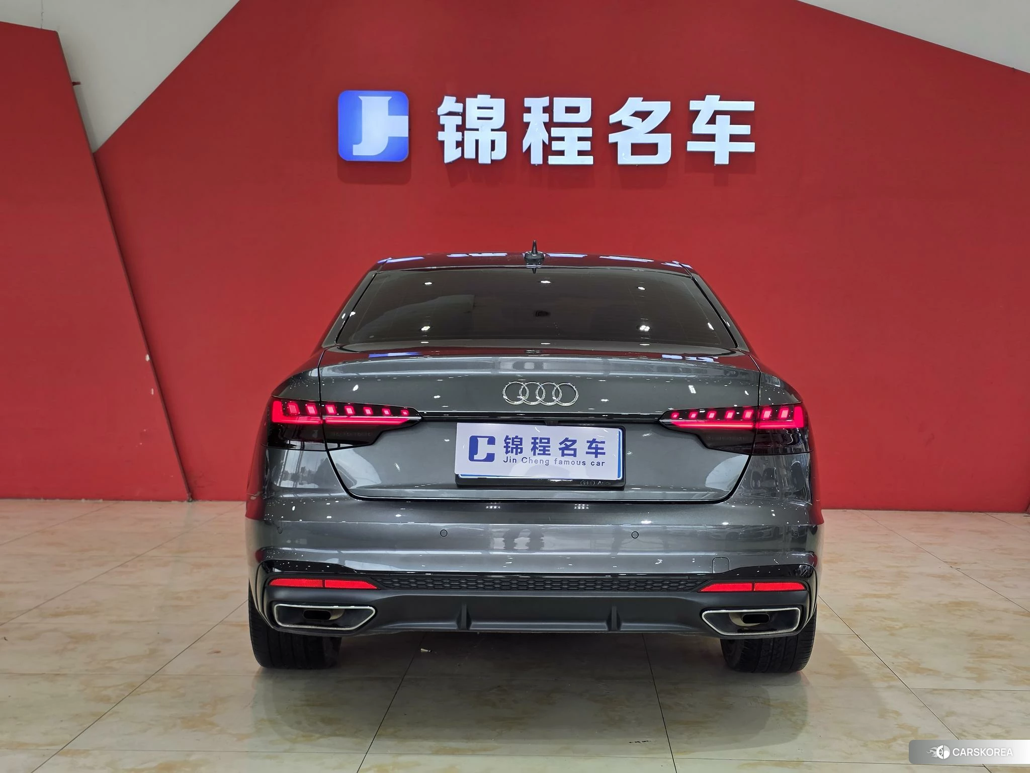 Audi A4L 2023 Темно-серый из Китая, фото 3