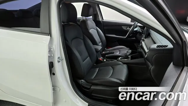 Kia Come New K3 id 2638820 из Кореи 13