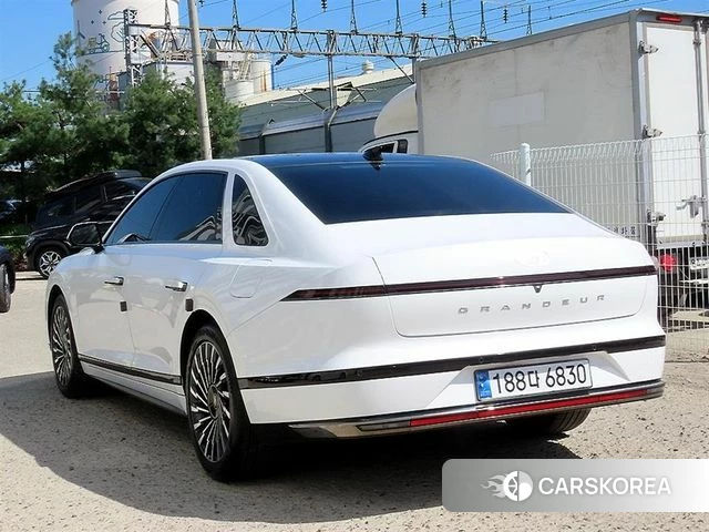 Hyundai Grandeur (GN7) id 4201064 из Кореи 13