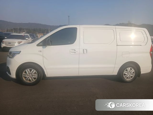 Hyundai The New Grand Starex id 3844048 из Кореи 8