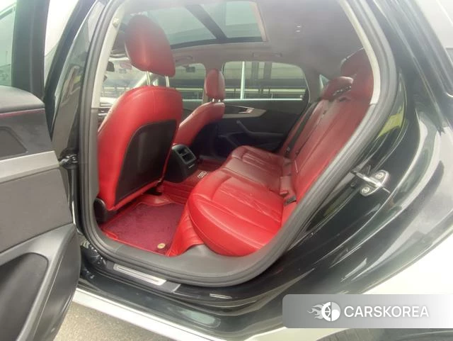 Audi A4L id 4234869 из Китая 9