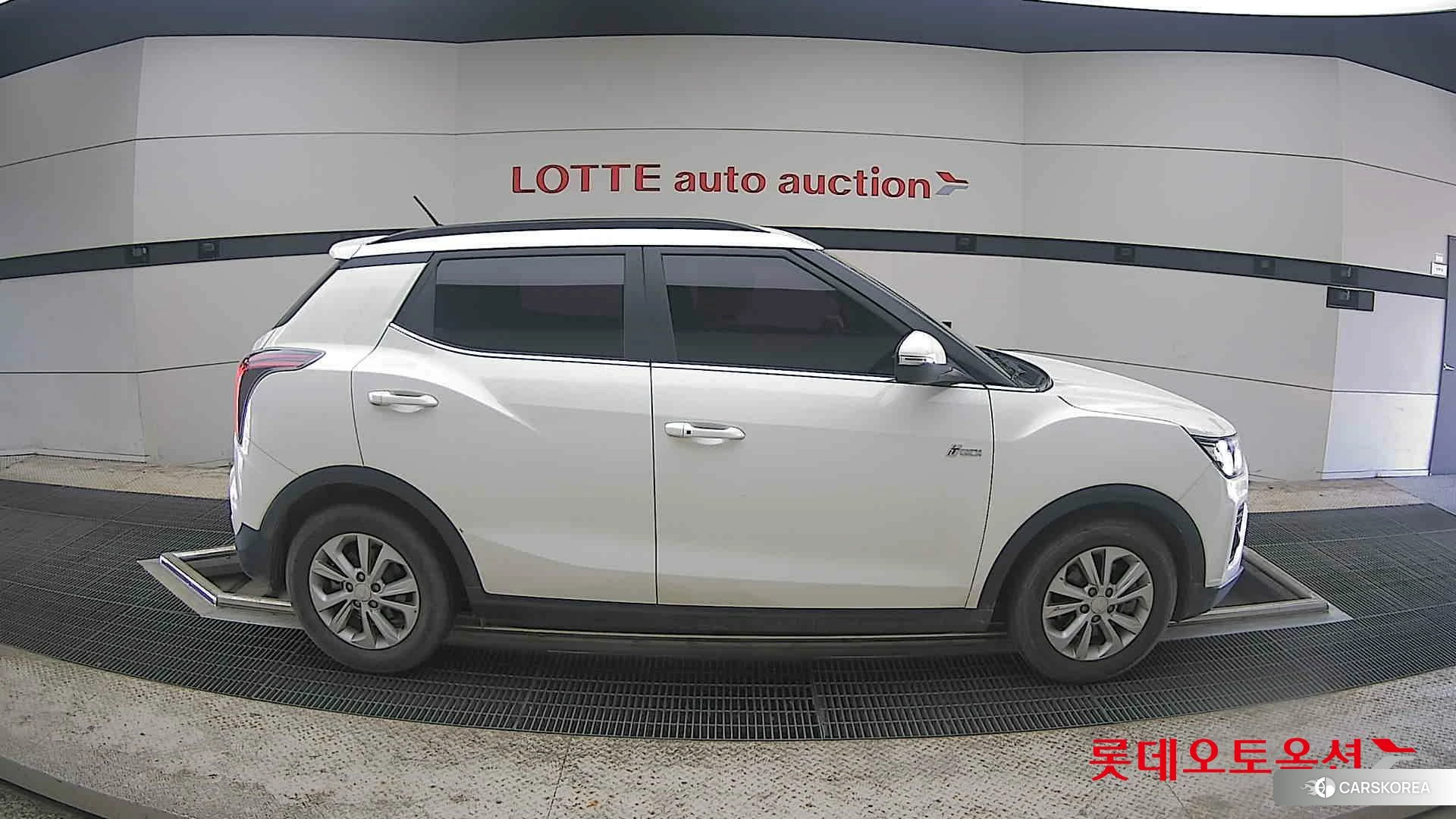 SsangYong Tivoli id 4289658 из Кореи 23