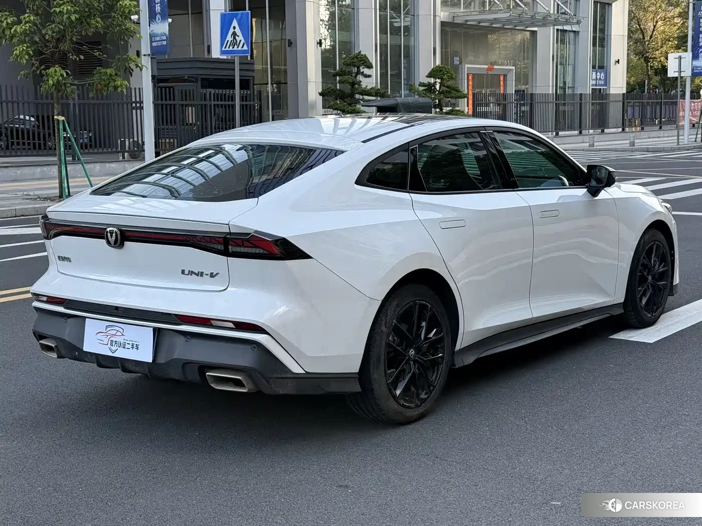 Chang'an Changan UNI-V id 4576460 из Китая 8