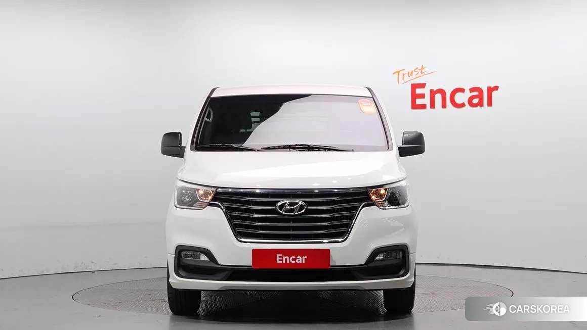 Hyundai The New Grand Starex id 2068787 из Кореи 13