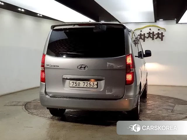 Hyundai The New Grand Starex id 3233743 из Кореи 13