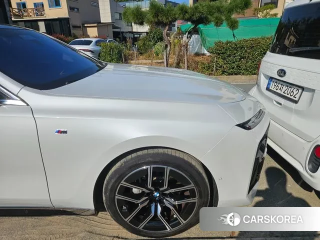 BMW 7 Series (G70) id 3315237 из Кореи 12