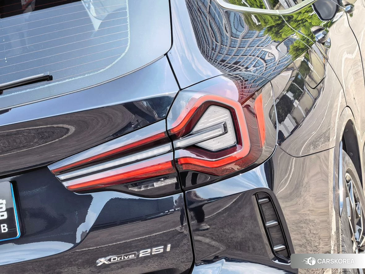BMW X3 id 4453815 из Китая 11