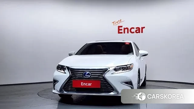 Lexus New ES300h id 3677716 из Кореи 13