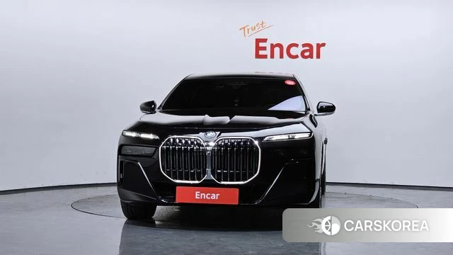 BMW 7 Series (G70) id 3952519 из Кореи 13