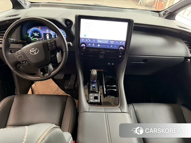 Toyota Elfa 2026 Черный из Китая, фото 4