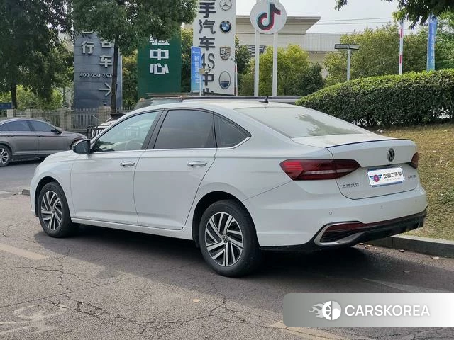 Volkswagen Lavida 2025 Белый из Китая, фото 3